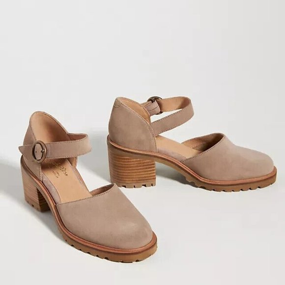 Seychelles Lock and Key Mary Jane Suede Heels Taupe 8M - Picture 2 of 6